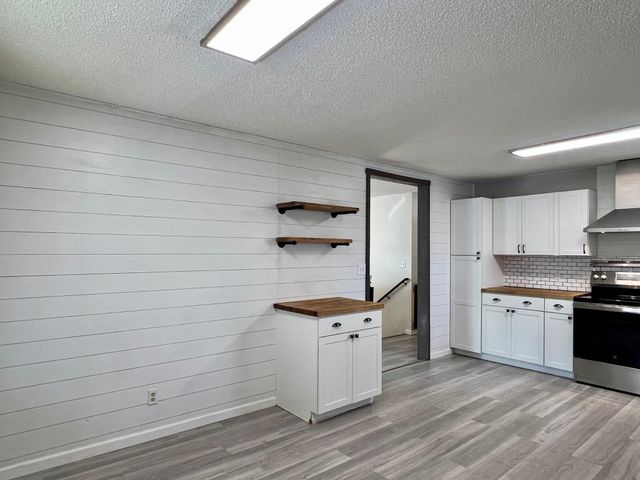 150 HUMBOLDT WAY, Fairbanks, AK 99709