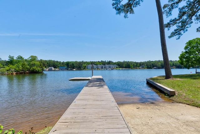 345 Hinton Drive, Hamilton, GA 31811