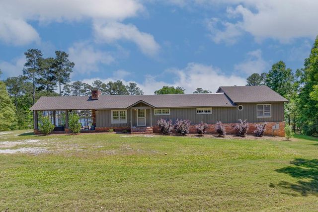 345 Hinton Drive, Hamilton, GA 31811