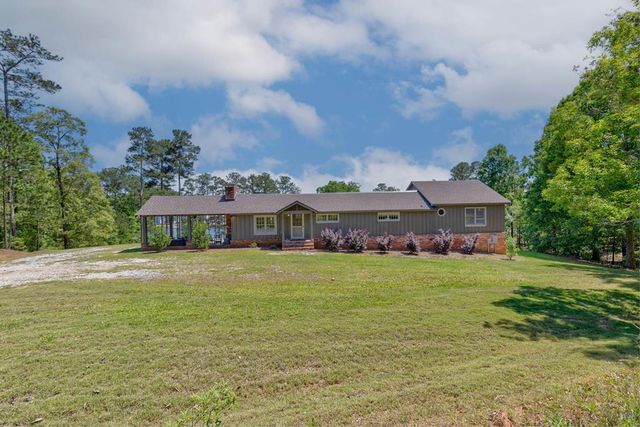 345 Hinton Drive, Hamilton, GA 31811