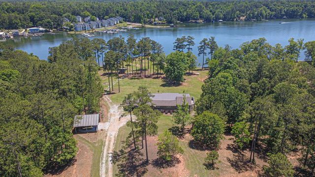 345 Hinton Drive, Hamilton, GA 31811