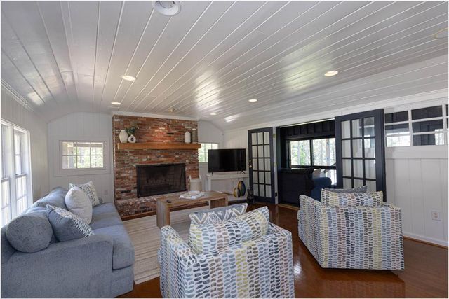 345 Hinton Drive, Hamilton, GA 31811