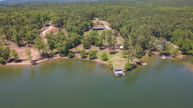 345 Hinton Drive, Hamilton, GA 31811
