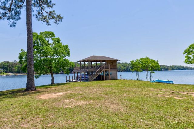 345 Hinton Drive, Hamilton, GA 31811