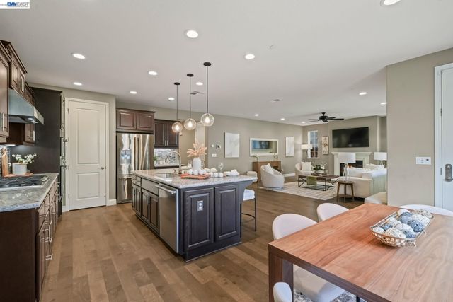 29744 Cantera, Hayward, CA 94544