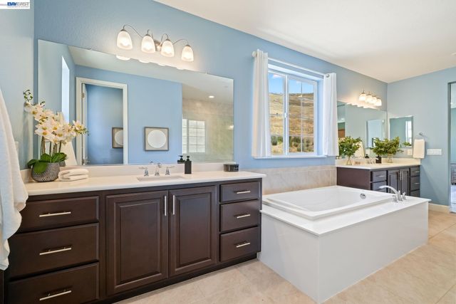29744 Cantera, Hayward, CA 94544