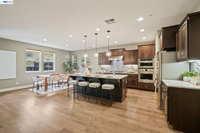 29744 Cantera, Hayward, CA 94544