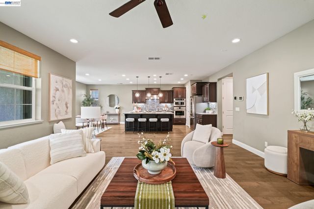 29744 Cantera, Hayward, CA 94544
