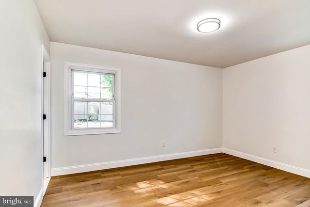 10 GOODWIN LN, Willingboro, NJ 08046