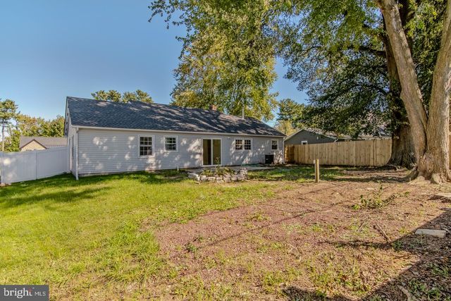 10 GOODWIN LN, Willingboro, NJ 08046