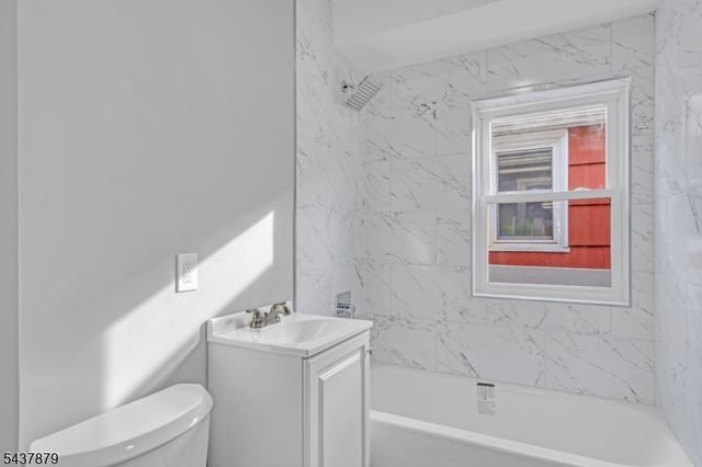 2617 Grasselli Ave, Linden City, NJ 07036