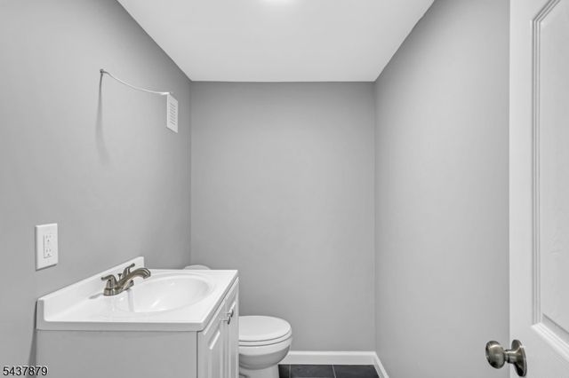 2617 Grasselli Ave, Linden City, NJ 07036