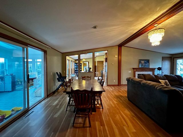 327 Parkside Drive SE, Preston, MN 55965