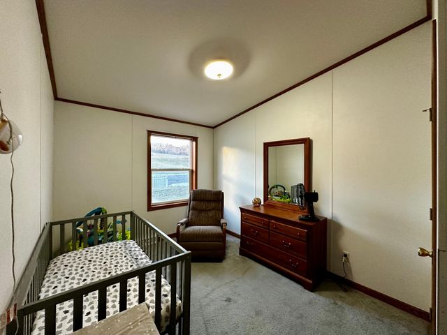 327 Parkside Drive SE, Preston, MN 55965