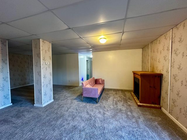 327 Parkside Drive SE, Preston, MN 55965