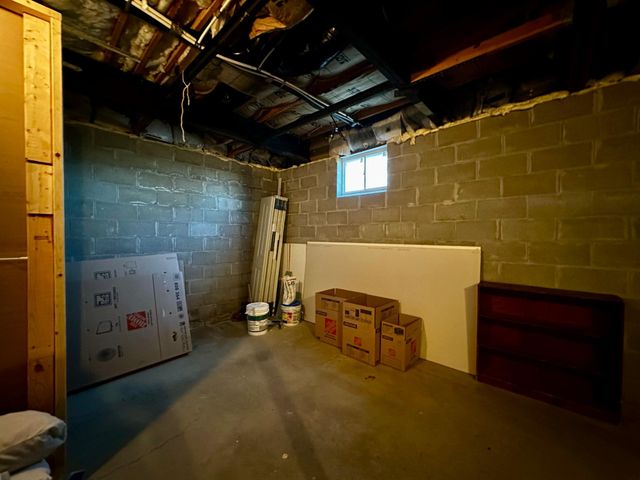 327 Parkside Drive SE, Preston, MN 55965