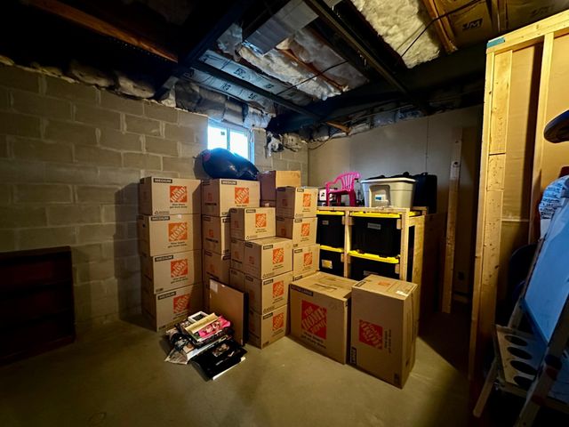 327 Parkside Drive SE, Preston, MN 55965