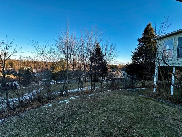 327 Parkside Drive SE, Preston, MN 55965