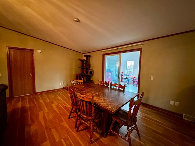 327 Parkside Drive SE, Preston, MN 55965