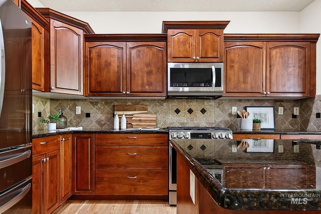 12815 N 11th Avenue, Boise, ID 83714