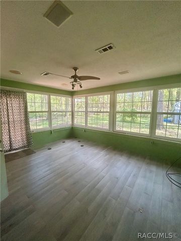 5131 S Hummingbird Avenue, Inverness, FL 34452