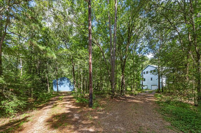16852 Old Houston Road, Conroe, TX 77302