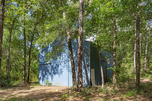 16852 Old Houston Road, Conroe, TX 77302