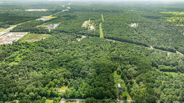 16852 Old Houston Road, Conroe, TX 77302