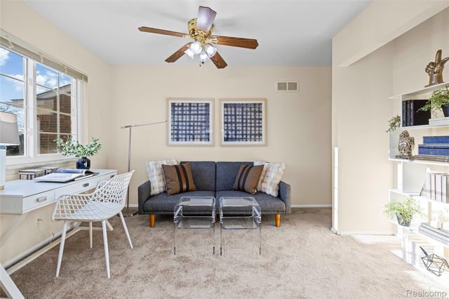 22592 Masonic Boulevard, St. Clair Shores, MI 48082