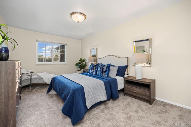 22592 Masonic Boulevard, St. Clair Shores, MI 48082