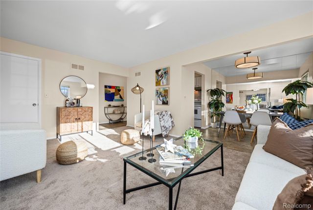 22592 Masonic Boulevard, St. Clair Shores, MI 48082