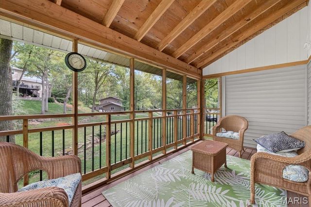 12839 Huntercreek Road, St Louis, MO 63131