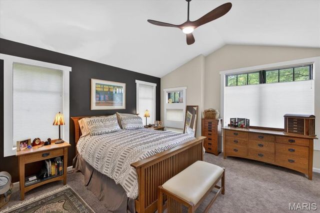 12839 Huntercreek Road, St Louis, MO 63131