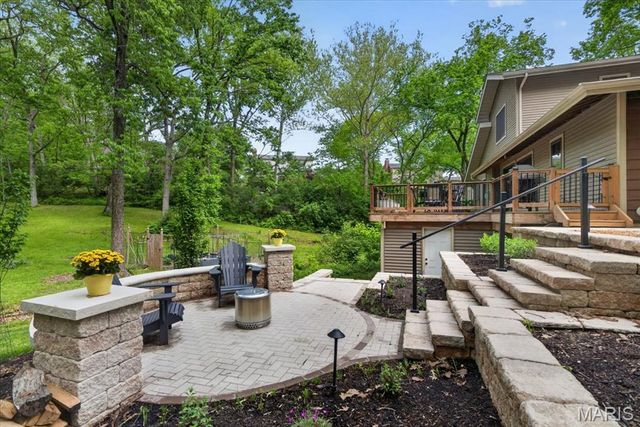 12839 Huntercreek Road, St Louis, MO 63131