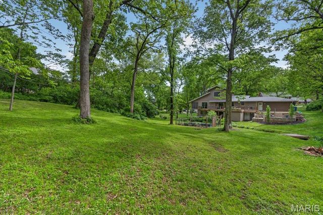 12839 Huntercreek Road, St Louis, MO 63131