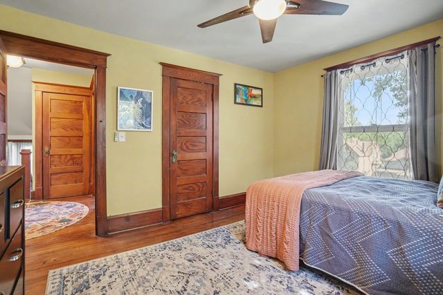 537 W 9th Street, Davenport, IA 52803
