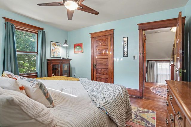 537 W 9th Street, Davenport, IA 52803