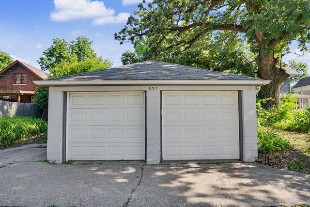 537 W 9th Street, Davenport, IA 52803