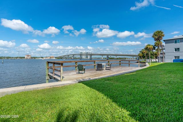 405 N Halifax Ave Apt 105, Daytona Beach, FL 32118