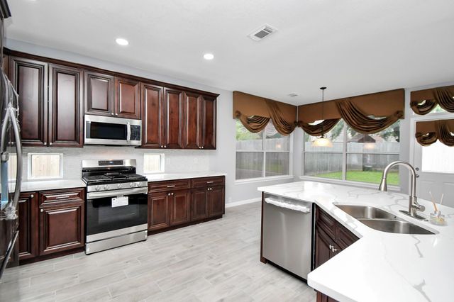 19907 Glen Lake Drive, Spring, TX 77388
