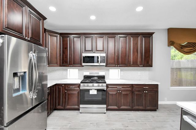 19907 Glen Lake Drive, Spring, TX 77388