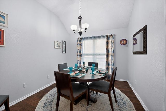 420 Meadowcrest Drive, Azle, TX 76020