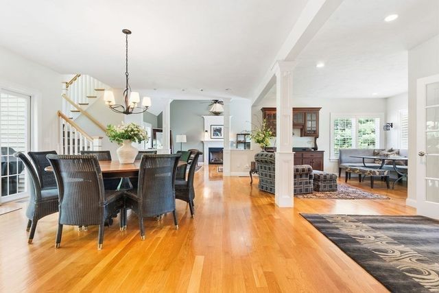 39 Opal Cir, Franklin, MA 02038