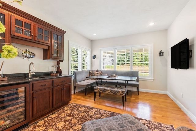 39 Opal Cir, Franklin, MA 02038