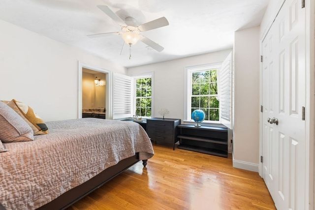 39 Opal Cir, Franklin, MA 02038