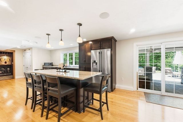 39 Opal Cir, Franklin, MA 02038