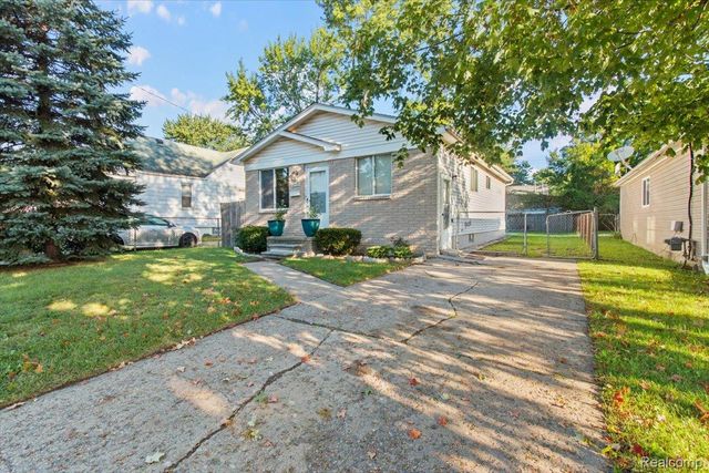 12455 Georgiana Avenue, Warren, MI 48089