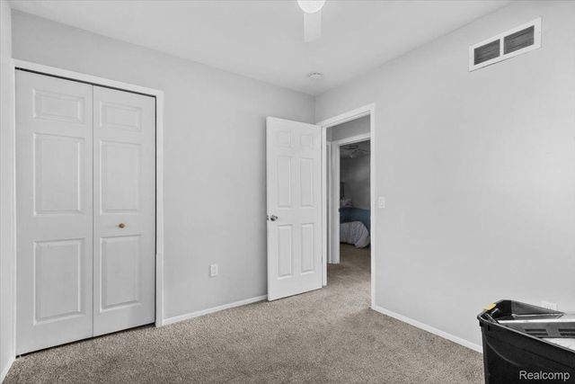 12455 Georgiana Avenue, Warren, MI 48089