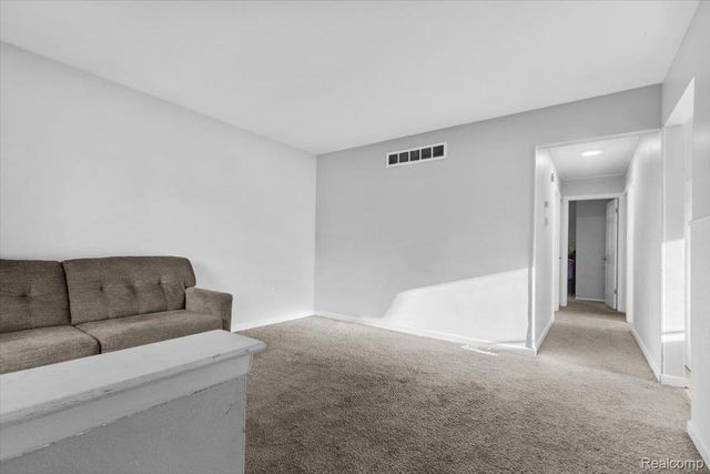 12455 Georgiana Avenue, Warren, MI 48089