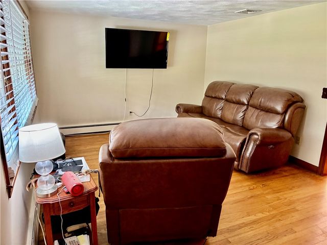 12 Tom Lee Drive, North Smithfield, RI 02896